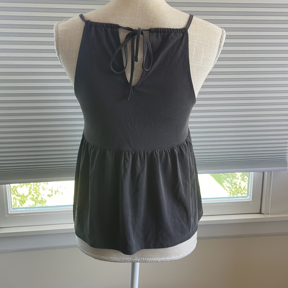 AE Tank - Picture 2 of 2